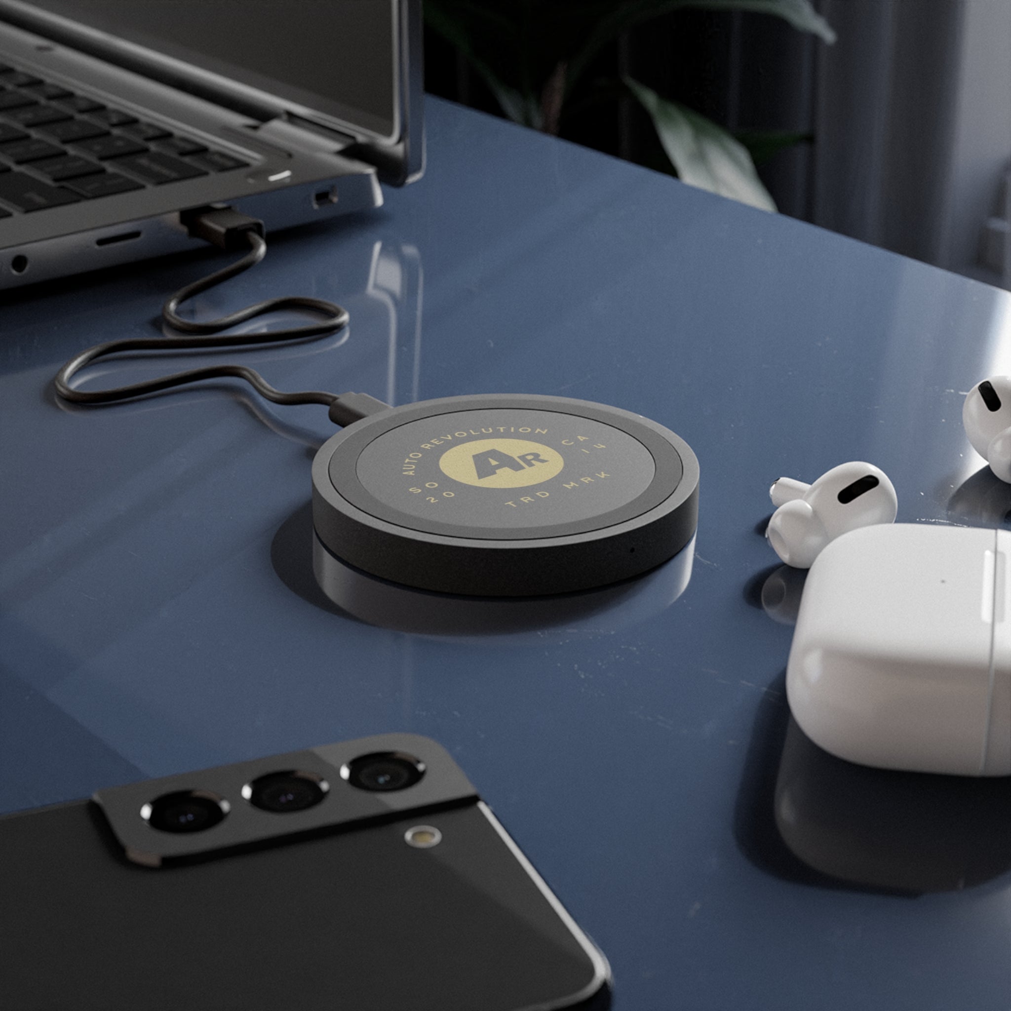 Auto Revolution Icon Wireless Charging Pad